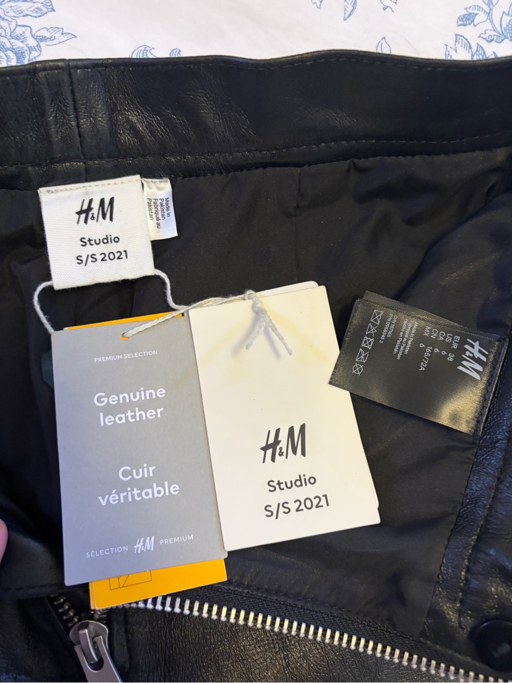 H&M Studio S/S 2021 Archival Genuine Leather Cropped Pants/ Long Shorts - Picture 10 of 10